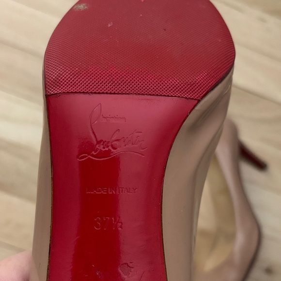 Christian Louboutin Nude/Taupe Leather Pointed Toe Pumps